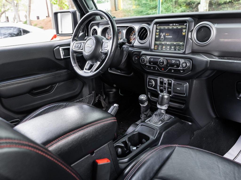 Used 2018 Jeep Wrangler Unlimited Sahara for sale $45,485 at Gravity Autos Atlanta in Chamblee GA 30341 7