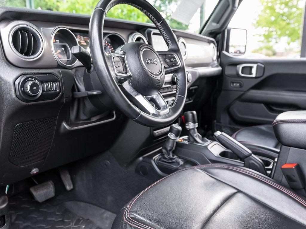 Used 2018 Jeep Wrangler Unlimited Sahara for sale $45,485 at Gravity Autos Atlanta in Chamblee GA 30341 8
