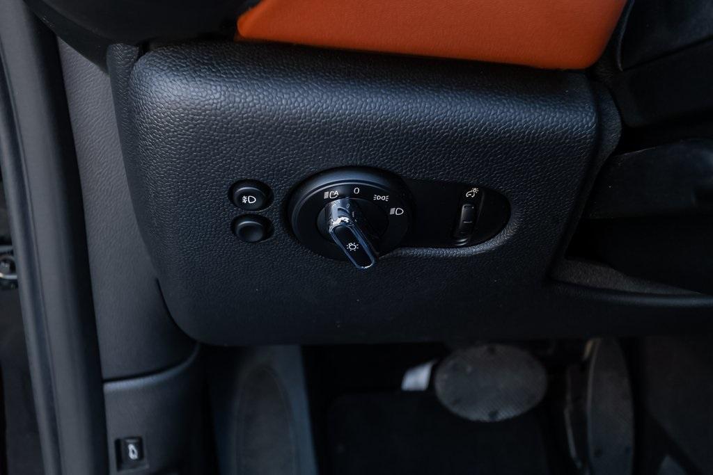 Used 2019 MINI Cooper S Iconic for sale $33,995 at Gravity Autos Atlanta in Chamblee GA 30341 15