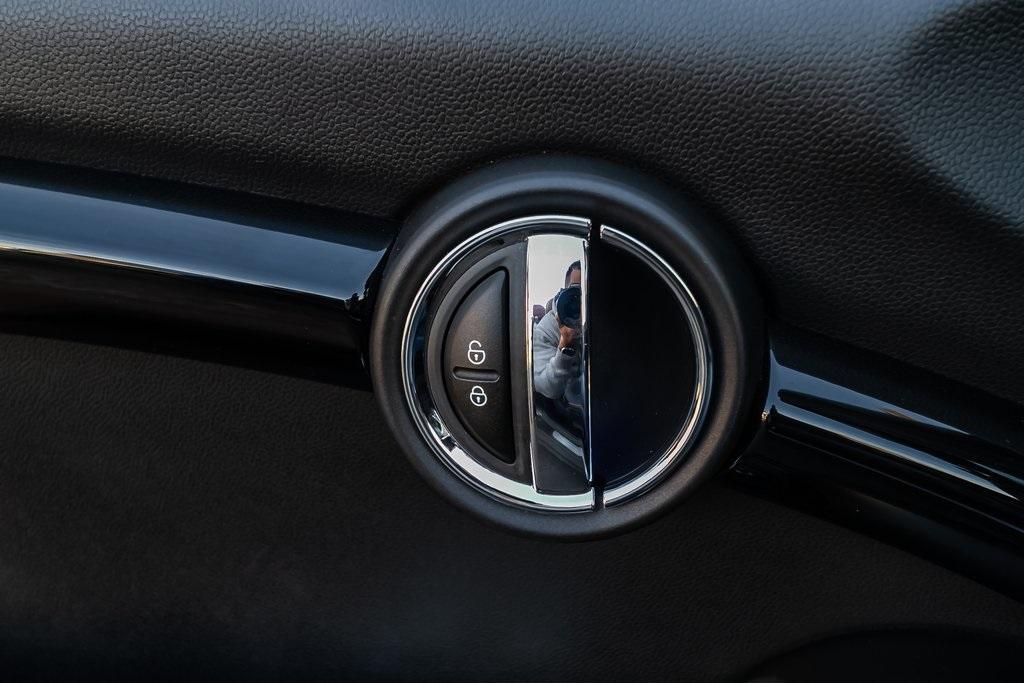 Used 2019 MINI Cooper S Iconic for sale $33,995 at Gravity Autos Atlanta in Chamblee GA 30341 25