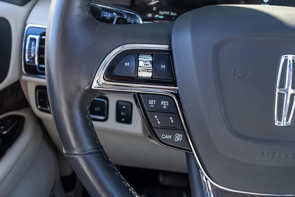 Used 2019 Lincoln Navigator Reserve for sale $67,791 at Gravity Autos Atlanta in Chamblee GA 30341 10