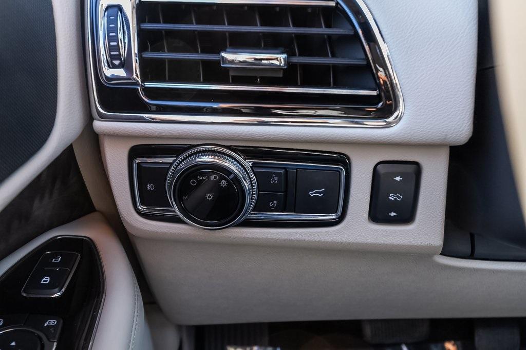 Used 2019 Lincoln Navigator Reserve for sale Sold at Gravity Autos Atlanta in Chamblee GA 30341 15