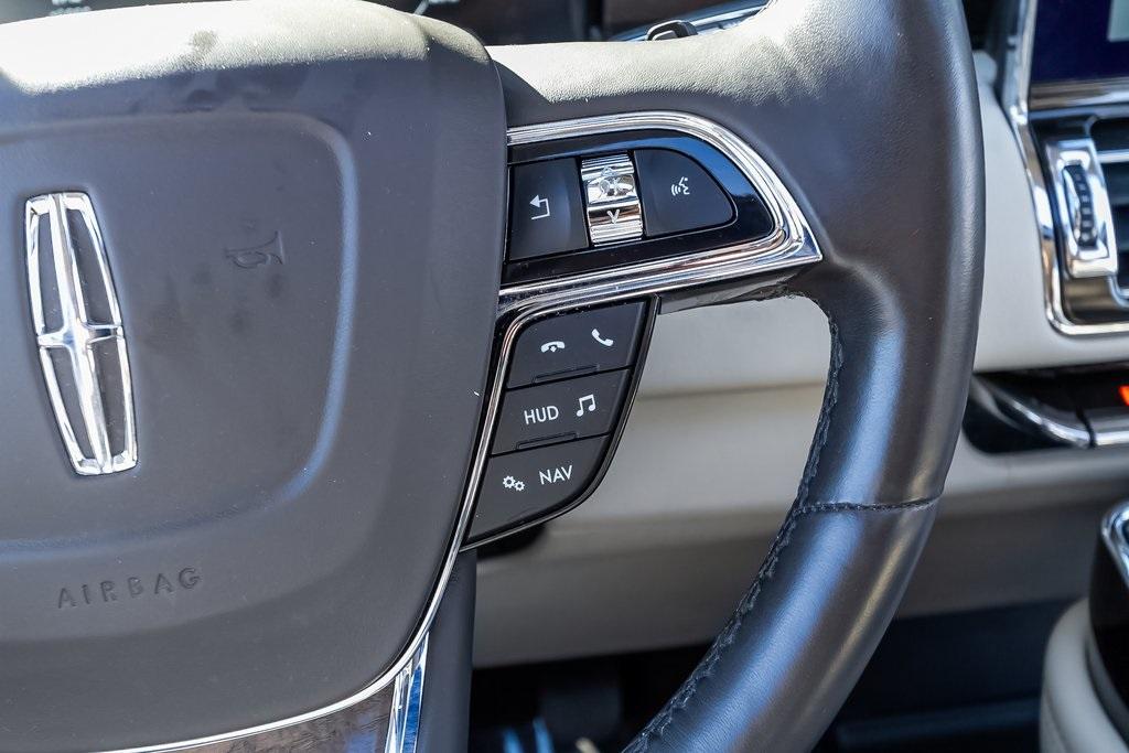 Used 2019 Lincoln Navigator Reserve for sale Sold at Gravity Autos Atlanta in Chamblee GA 30341 9