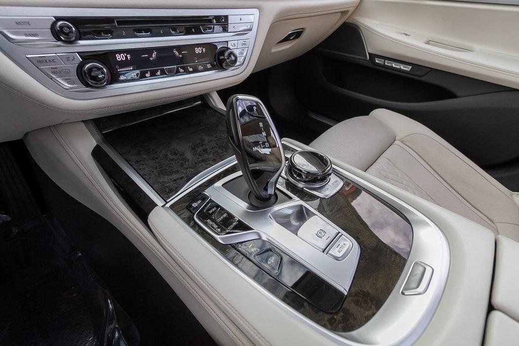 Used 2018 BMW 7 Series 750i for sale $56,995 at Gravity Autos Atlanta in Chamblee GA 30341 16