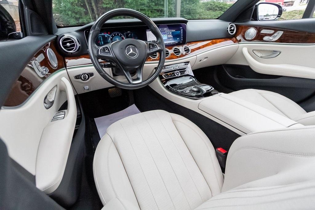 Used 2018 Mercedes-Benz E-Class E 300 for sale Sold at Gravity Autos Atlanta in Chamblee GA 30341 4