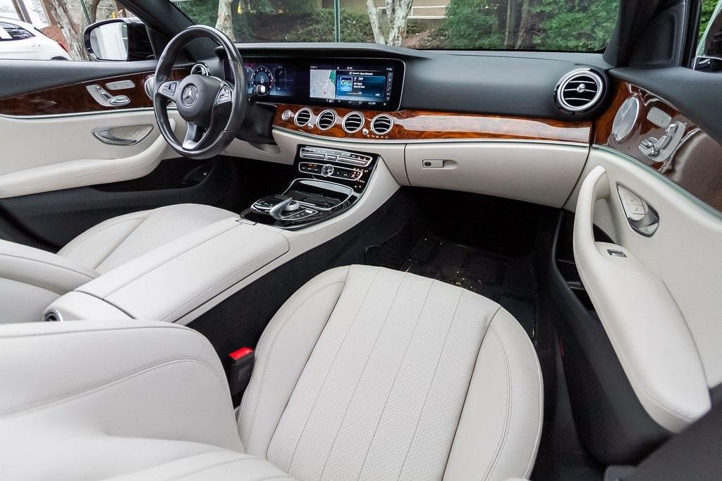 Used 2018 Mercedes-Benz E-Class E 300 for sale Sold at Gravity Autos Atlanta in Chamblee GA 30341 6