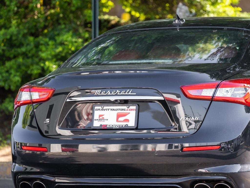 Used 2018 Maserati Ghibli S GranLusso for sale $47,395 at Gravity Autos Atlanta in Chamblee GA 30341 39