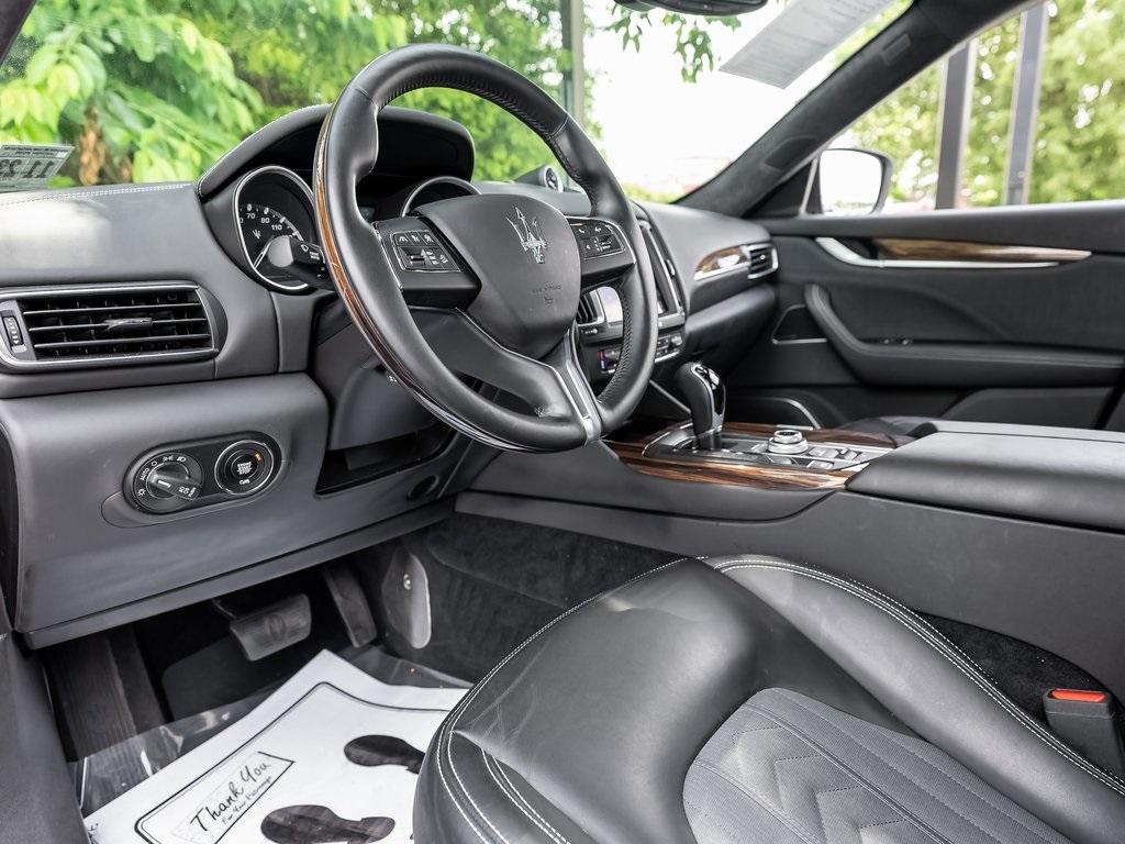 Used 2018 Maserati Levante GranLusso for sale $49,395 at Gravity Autos Atlanta in Chamblee GA 30341 9
