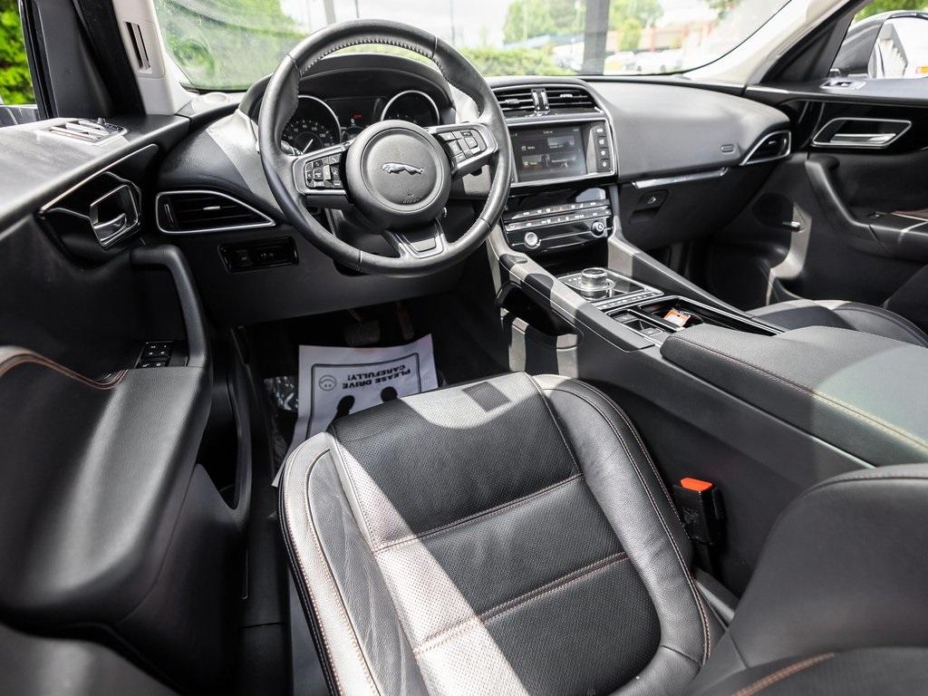 Used 2018 Jaguar F-PACE 20d Prestige for sale $31,785 at Gravity Autos Atlanta in Chamblee GA 30341 4