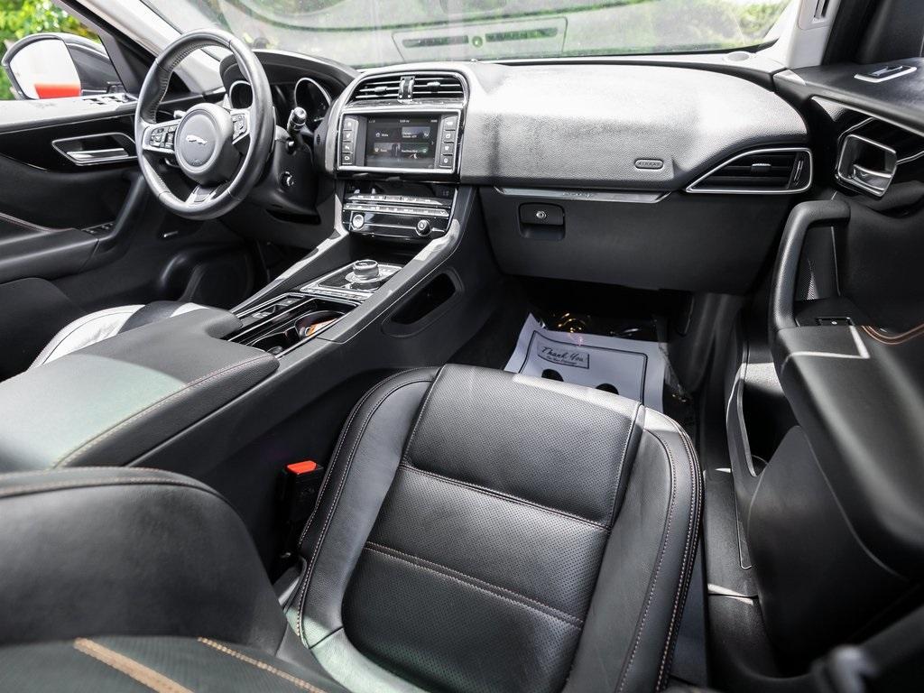 Used 2018 Jaguar F-PACE 20d Prestige for sale $31,785 at Gravity Autos Atlanta in Chamblee GA 30341 6