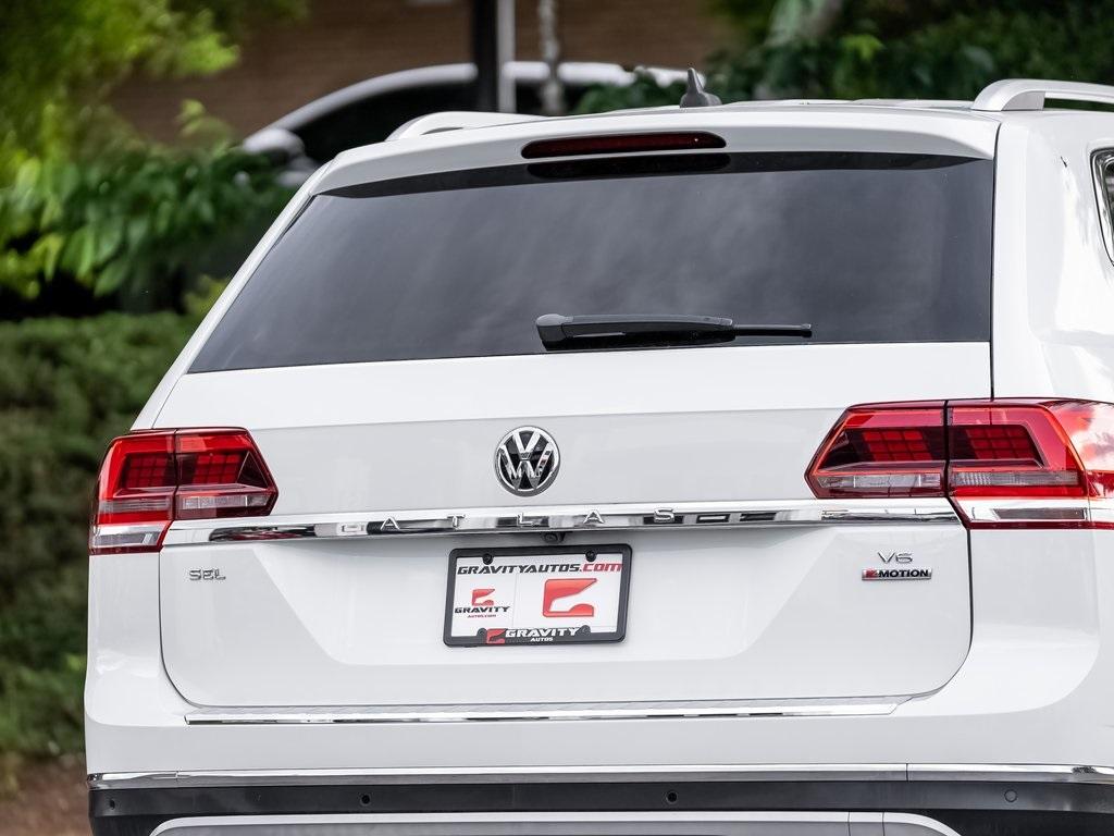 Used 2018 Volkswagen Atlas SEL Premium for sale $38,499 at Gravity Autos Atlanta in Chamblee GA 30341 43