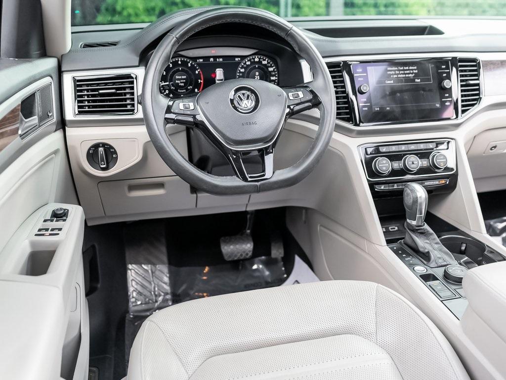 Used 2018 Volkswagen Atlas SEL Premium for sale $38,499 at Gravity Autos Atlanta in Chamblee GA 30341 5