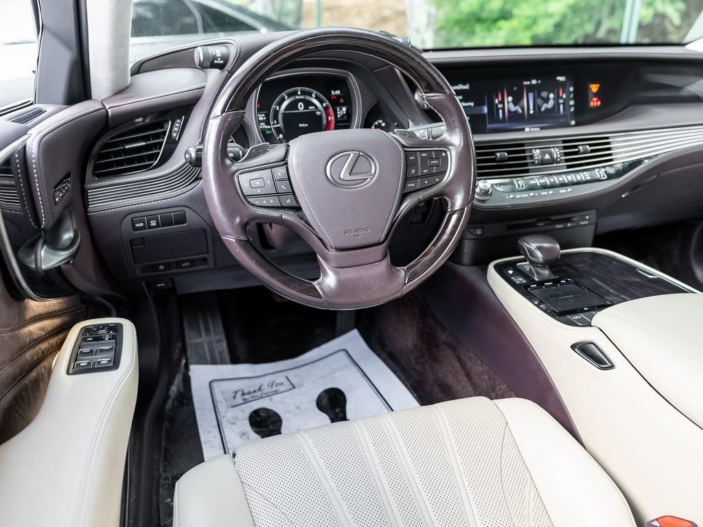 Used 2019 Lexus LS 500 Base for sale $59,995 at Gravity Autos Atlanta in Chamblee GA 30341 5