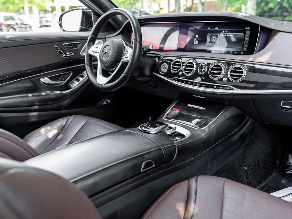 Used 2020 Mercedes-Benz S-Class S 560 for sale $75,991 at Gravity Autos Atlanta in Chamblee GA 30341 11