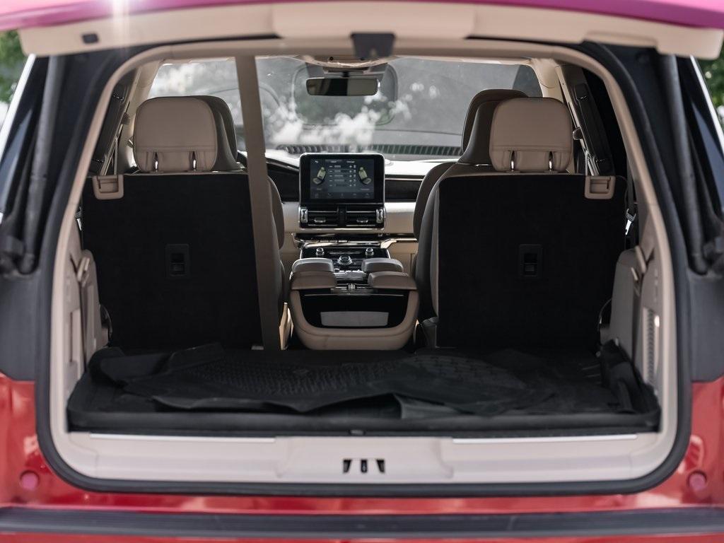 Used 2018 Lincoln Navigator Reserve for sale Sold at Gravity Autos Atlanta in Chamblee GA 30341 42
