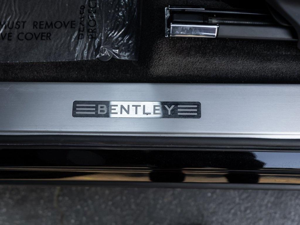 Used 2018 Bentley Bentayga W12 for sale $149,695 at Gravity Autos Atlanta in Chamblee GA 30341 40
