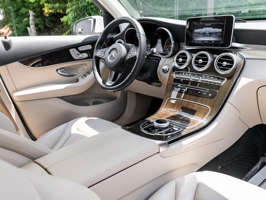 Used 2018 Mercedes-Benz GLC GLC 300 for sale $40,985 at Gravity Autos Atlanta in Chamblee GA 30341 7