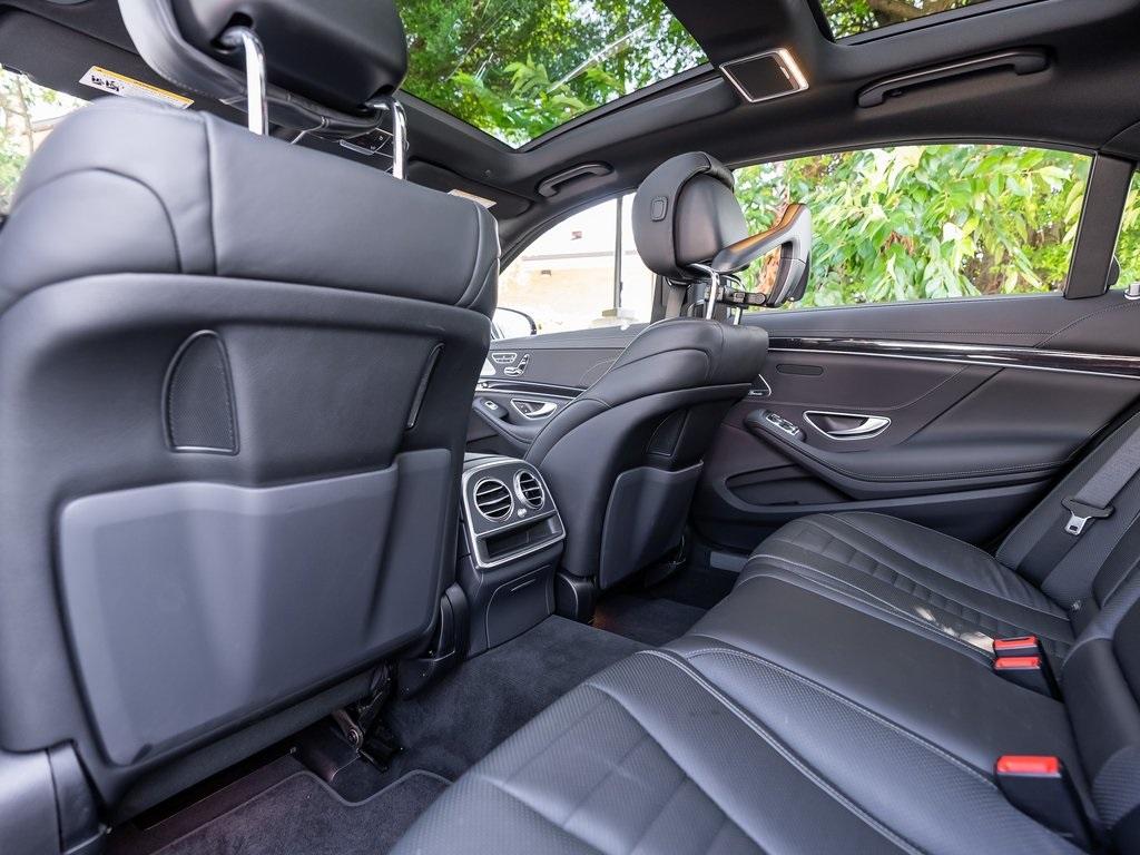 Used 2020 Mercedes-Benz S-Class S 560 for sale $73,795 at Gravity Autos Atlanta in Chamblee GA 30341 36