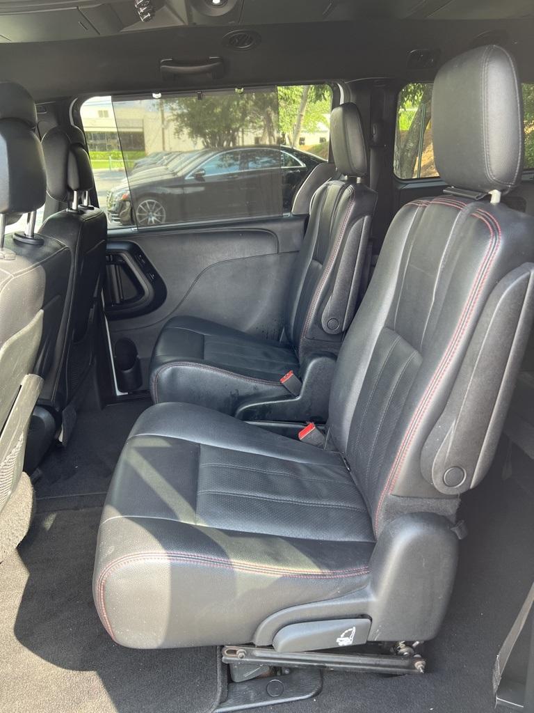 Used 2018 Dodge Grand Caravan GT for sale Sold at Gravity Autos Atlanta in Chamblee GA 30341 15