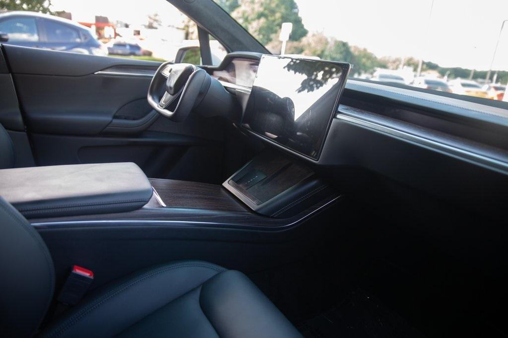 Used 2022 Tesla Model X Base for sale $120,495 at Gravity Autos Atlanta in Chamblee GA 30341 21
