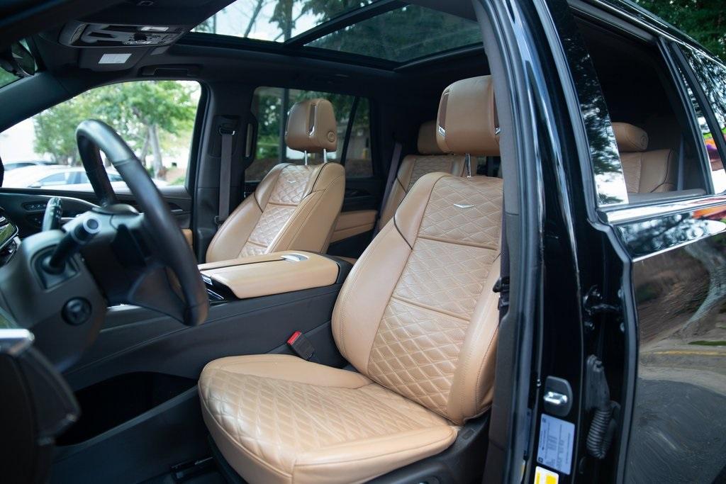 Used 2021 Cadillac Escalade Premium Luxury for sale $97,589 at Gravity Autos Atlanta in Chamblee GA 30341 26