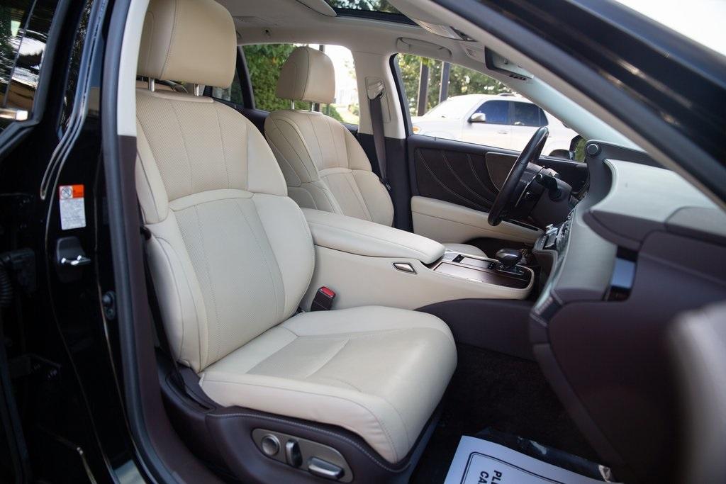 Used 2020 Lexus LS 500 Base for sale $59,995 at Gravity Autos Atlanta in Chamblee GA 30341 25