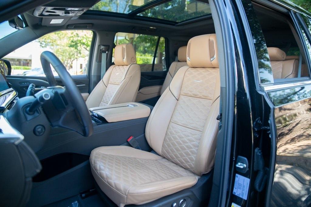 Used 2021 Cadillac Escalade Premium Luxury for sale $97,699 at Gravity Autos Atlanta in Chamblee GA 30341 26