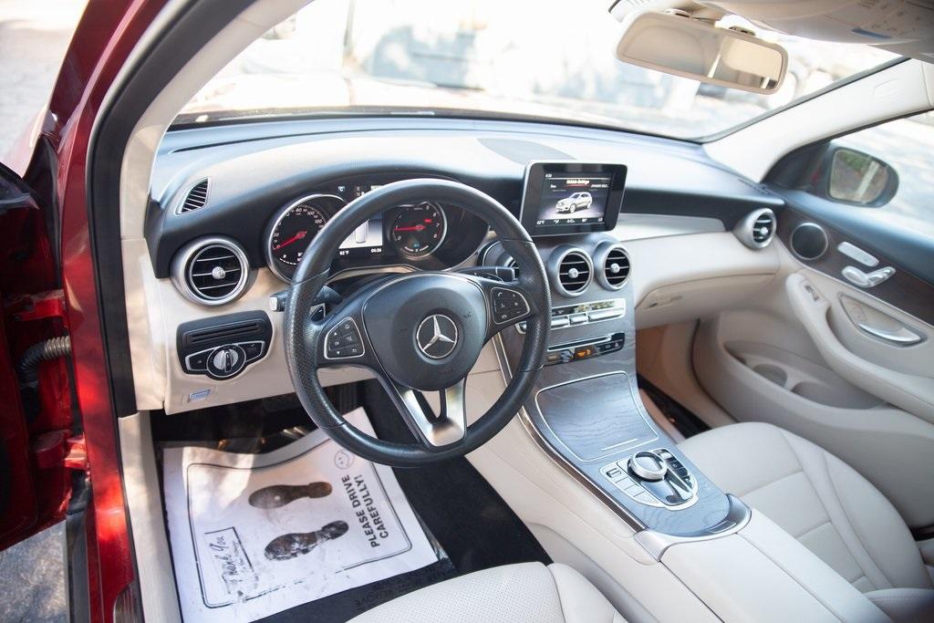 Used 2019 Mercedes-Benz GLC GLC 350e for sale $36,965 at Gravity Autos Atlanta in Chamblee GA 30341 4