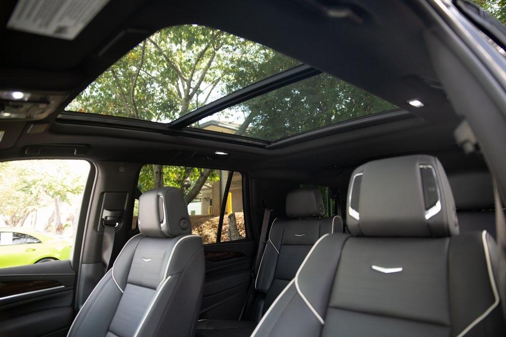 Used 2022 Cadillac Escalade Premium Luxury for sale $104,995 at Gravity Autos Atlanta in Chamblee GA 30341 31