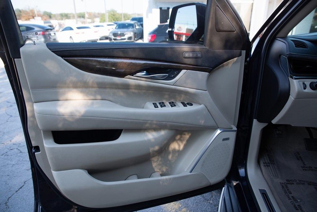 Used 2019 Cadillac Escalade Luxury for sale $49,421 at Gravity Autos Atlanta in Chamblee GA 30341 23