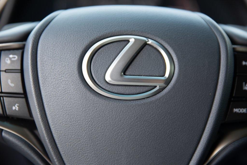Used 2021 Lexus ES 350 for sale Sold at Gravity Autos Atlanta in Chamblee GA 30341 11