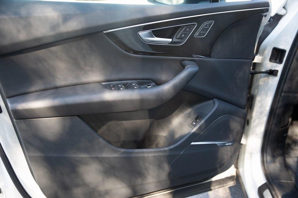 Used 2020 Audi Q7 45 Premium Plus for sale $46,795 at Gravity Autos Atlanta in Chamblee GA 30341 24
