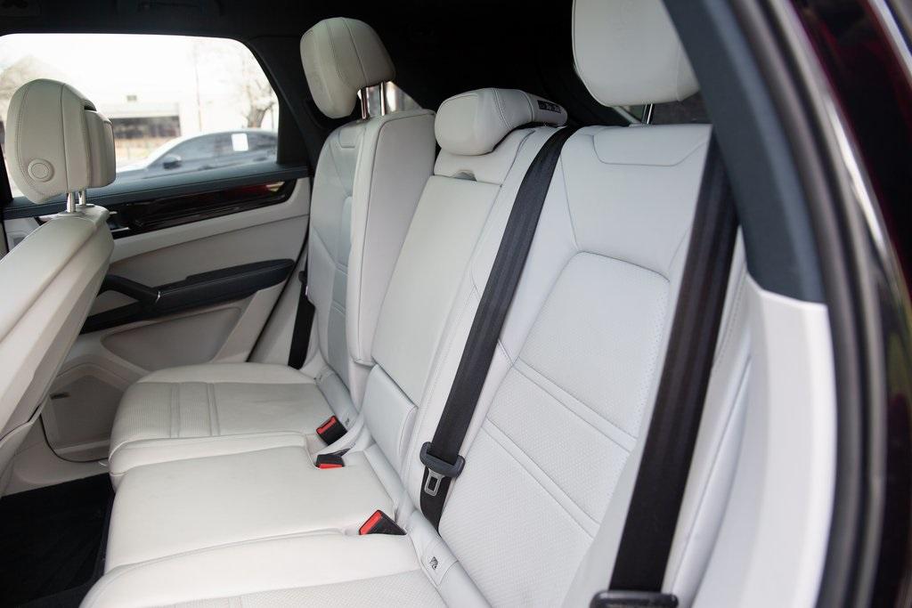 Used 2020 Porsche Cayenne Base for sale $58,899 at Gravity Autos Atlanta in Chamblee GA 30341 8